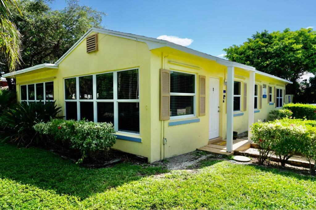 The Beach House At Seascape Steps From The Beach, Marina And Shops! West Palm Beach Kültér fotó