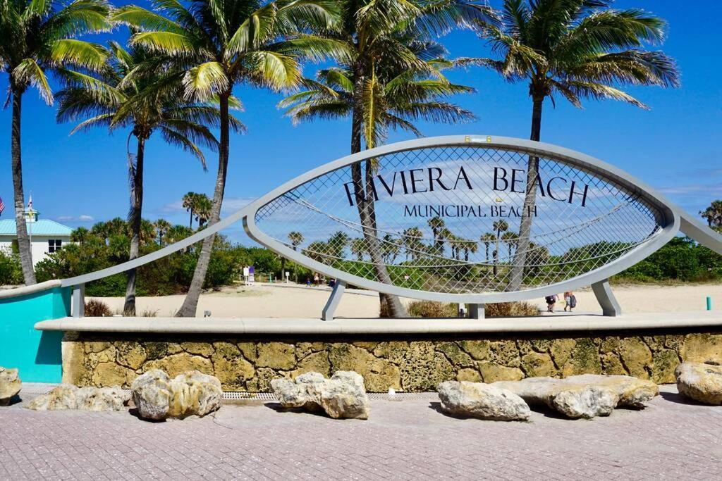 The Beach House At Seascape Steps From The Beach, Marina And Shops! West Palm Beach Kültér fotó