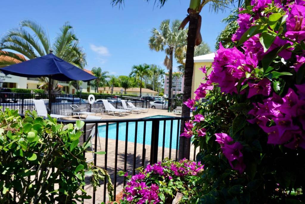 The Beach House At Seascape Steps From The Beach, Marina And Shops! West Palm Beach Kültér fotó